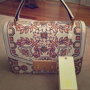 Brand new, never used, Tory Burch cross body bag!